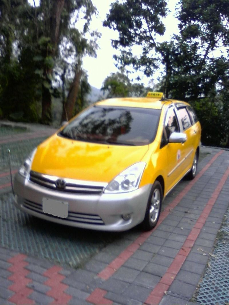 TAXI-台中無線計程車[高鐵站]接送.旅遊.包車.叫車服務 - 20091008220852-13395760.jpg(圖)