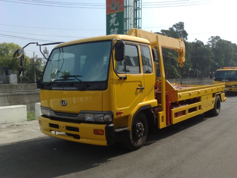 中部地區...中彰投...高價收購報廢車~事故車~欠稅車~註銷車~回收免費拖吊~電洽:0985568989 - 20100331000245_965723391.jpg(圖)