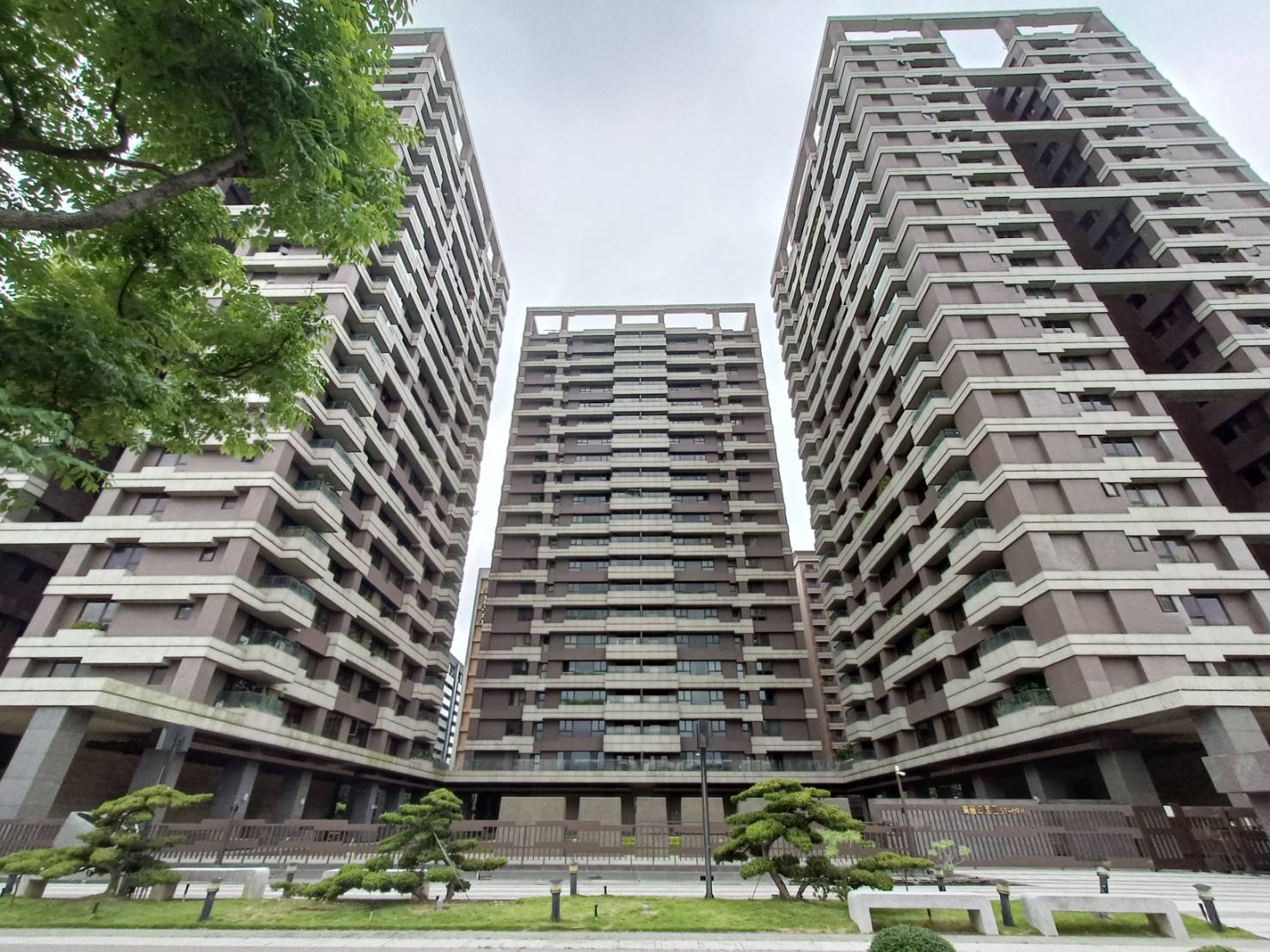 ❤️☞廣豐公園二期景觀五房雙車位☜❤️ - 20260126141128-408111160.jpg(圖)