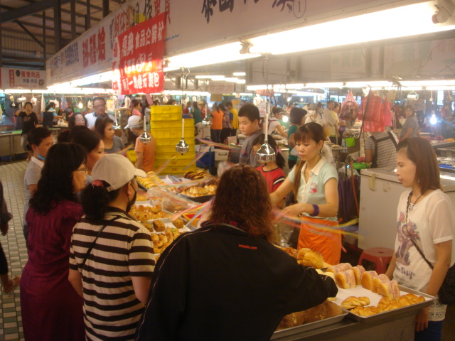 鳳甲黃昏市場10萬創業大方送 - 20110811224107_75424812.JPG(圖)