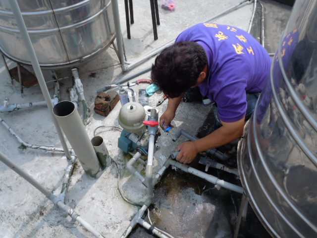 大桃園防水抓漏公司 - 金桃園  ( 頂樓防水 . 窗戶周圍防水 . 內水管線免敲牆 . 免開挖修復完成 ) - 20140115235229-801742795.JPG(圖)