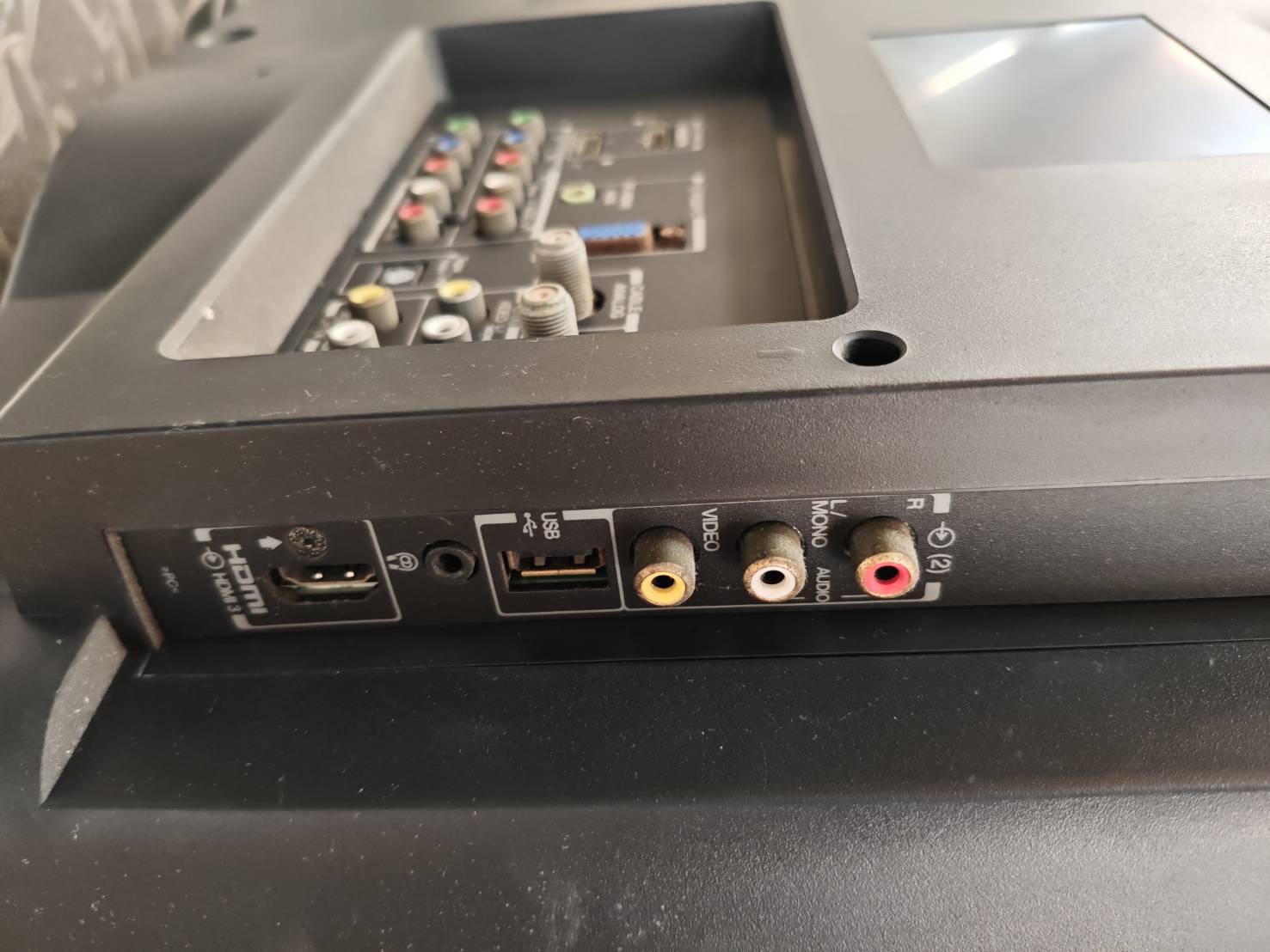 二手TOSHIBA32吋  無搖控器   無保固 - 20260910202346-43178301.jpg(圖)
