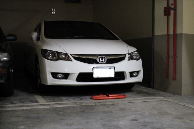 板橋家樂福 延喜天廈 坡道平面車位 靠牆 隱密 有管理員 - 20120617210609_938552016.jpg(圖)