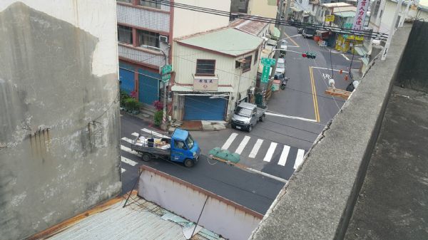 店面盤讓、出租、近小港機場、交通便利、喝咖啡賞夜景 - 20161007185134-452037650.jpg(圖)