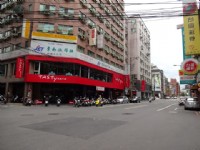 正桃園市中心 辦公室店面+33間套房 投資收租超高報酬!!_圖片(2)