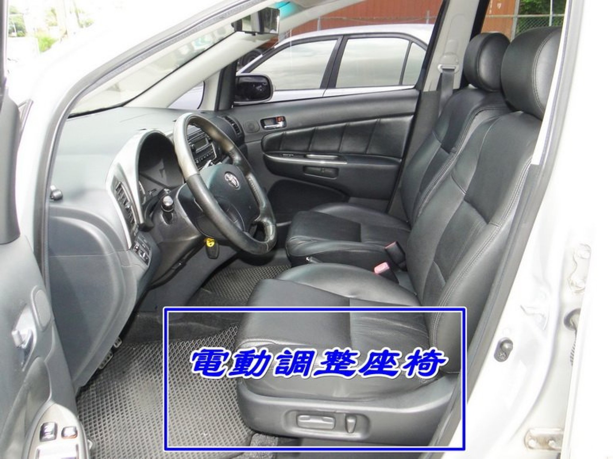 新竹區中古車 2007年 2.0 銀色 WISH 實跑13萬公里 雙天窗 尋跡防滑 電動座椅 方向盤音響控制鍵 電動收摺後照鏡 - 20181209130311-336181671.jpg(圖)