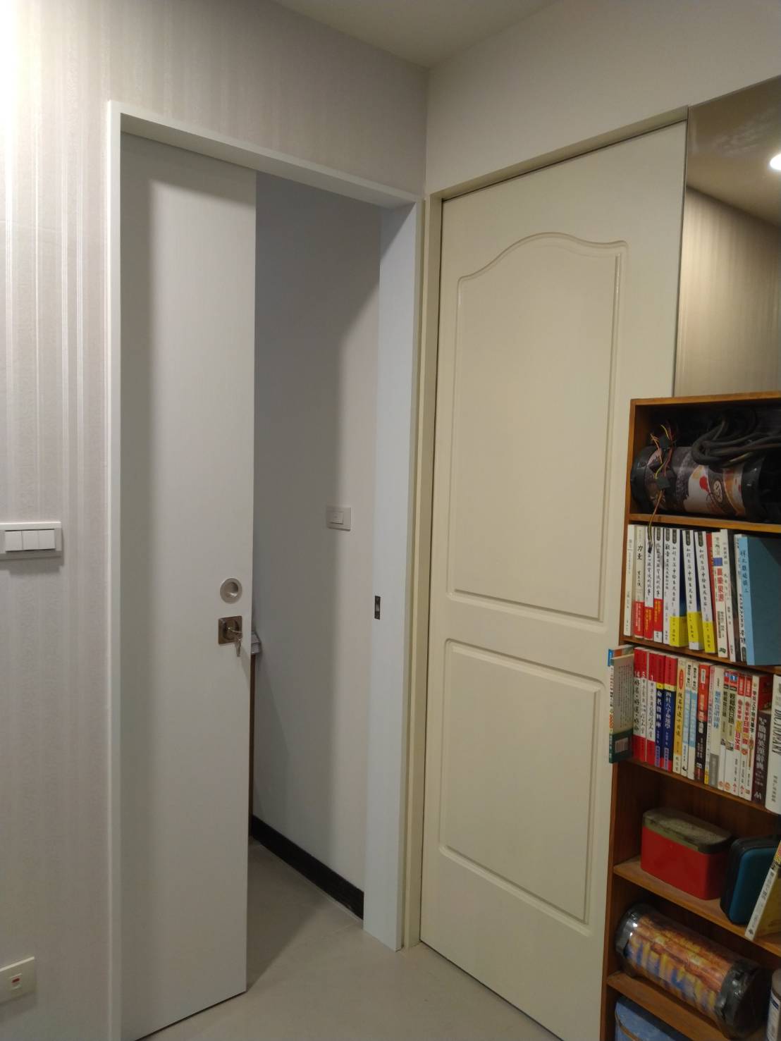  台北室內裝潢,承包居家設計工程,木地板, 木作櫃, 木門片, 五斗櫃,木作隔間...推薦TEL：0961-126-715彭先生 - 20250526115037-232022088.jpg(圖)