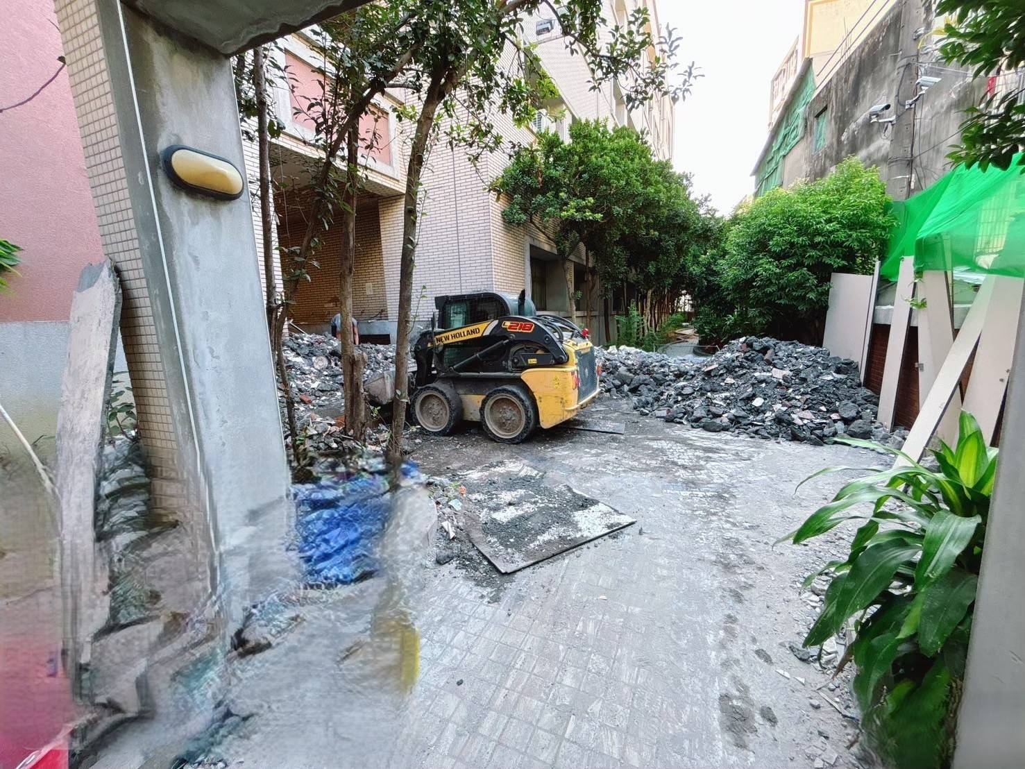 台中室內拆除,牆面拆除,天花板拆除.地板拆除.管線拆除-台中拆除公司 0916-825-207 楊先生 - 20250705181051-710570113.jpg(圖)