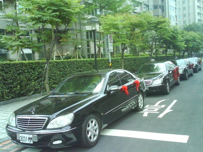 台中結婚禮車*台中租車*租車*賓士S350*結婚禮車*機場接送*南部結婚禮車*九人座*包車*觀光旅遊 - 20120308140526-189386546.JPG(圖)