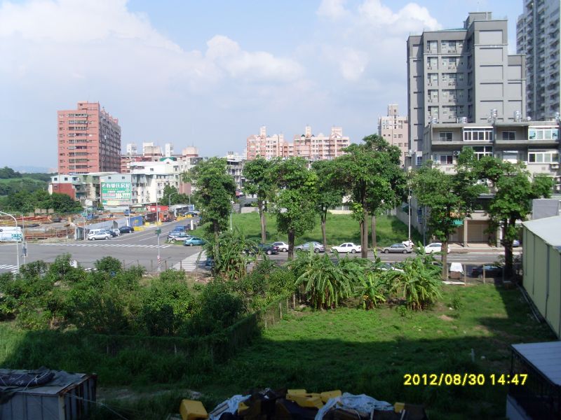 交通便捷購物方便溫馨小家庭租屋首選 - 20120826153505_24309093.JPG(圖)