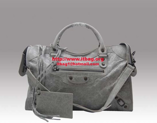 2010流行新款IT Bag-Hermes,Chanel,Lv,Gucci,Balenciaga等包包和皮帶 - 20081107104141_388594859.jpg(圖)