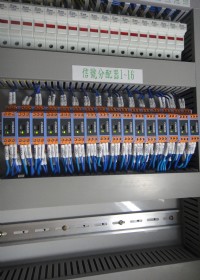 隔測表面軟式貼片温度計-導軌式PLC熱電偶RS485轉換器-熱水鍋爐冰溫度控制器-分離插入型二氧化碳15M傳送器- PT100循環5迴路顯示警報控制器-直流新店三相集合式電表_圖片(1)