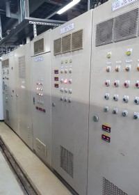 -出線風管型5M溫溼度傳訊器-五通道溫度K type顯示控制器-變頻器壓力溫度控制器-直立式一氧化碳顯示器-鐵氟龍出線貼式溫度計-三相瓦時計空壓機系統-表面用PT100溫度探測棒_圖片(2)