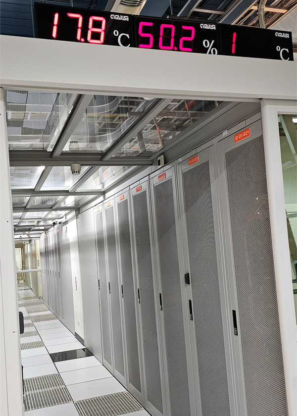 表面溫度計偵測-管道型銅貼片温度計-溫度大型粉塵LED看板顯示器-多功能顯示PH水質控制器-液晶顯示PM2.5空氣傳訊器-迴風口直立型風管溫溼度控制器 - 20250622190909-590813129.jpg(圖)