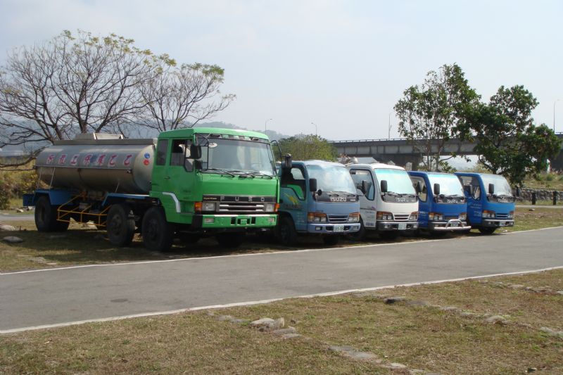 新竹,竹北,竹東,抽水肥,清理化糞池,水管馬桶包通,灑水車,水電維修----乙乙環保 - 20090711000248_242598906.JPG(圖)