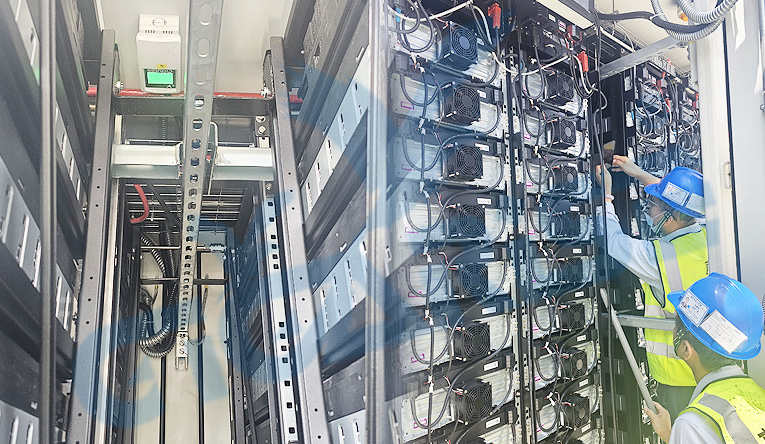 牆壁掛PM2.5 PM10溫溼度傳送器-類比電壓控制顯示器-5迴路熱電偶循環顯示警報控制器-鋁軌式訊號溫度轉換器-K type溫度感測棒-免鑽孔平面式表面溫度計--發電機KWH集合式電表 - 20250621181053-500744807.jpg(圖)